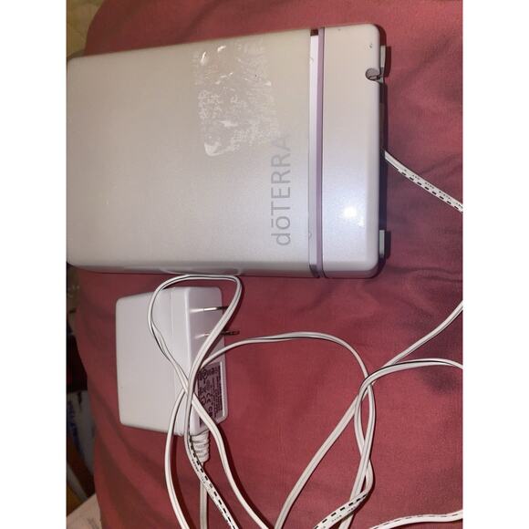 doTERRA Aroma Lite Essential Oil Diffuser wtih LED Night Light - Works - Picture 5 of 9